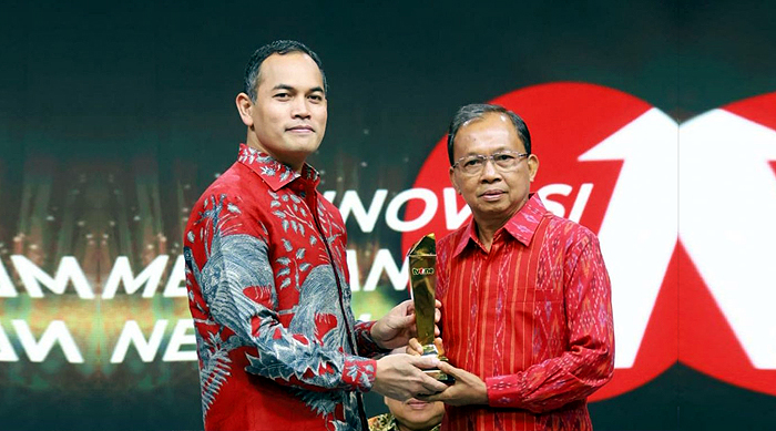 Gubernur Bali Terima Penghargaan Inovasi Membangun Negeri 2023