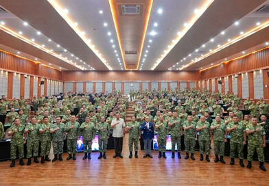 Menhan Sjafrie Bekali Perwira Siswa Sesko TNI, Tekankan Kepemimpinan Strategis dan Penguatan Pertahanan Nasional