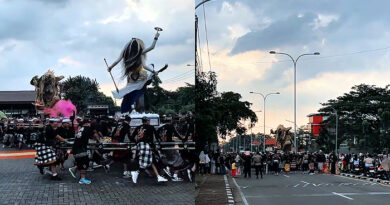 Pawai Ogoh-Ogoh di Cikeas Meriahkan Sambutan Nyepi 1948 Saka
