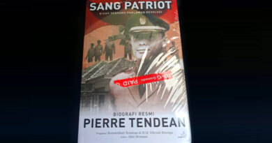 Resensi Buku: “Sang Patriot”, Mengungkap Sosok Asli Pierre Andries Tendean di Balik Nama Besar Sejarah Indonesia