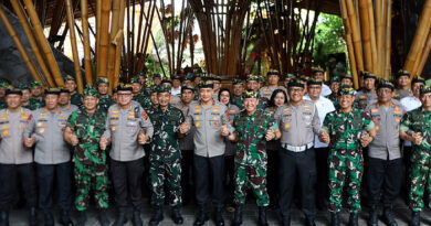 Kapolda Bali dan Pangdam IX/Udayana Perkuat Soliditas TNI-Polri, Tegaskan Komitmen Jaga Stabilitas Keamanan