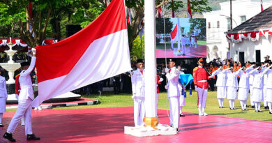 Dari Rumah Jabatan Gubernur, Paskibraka Gorontalo Kibarkan Merah Putih di HUT Ke-81 RI
